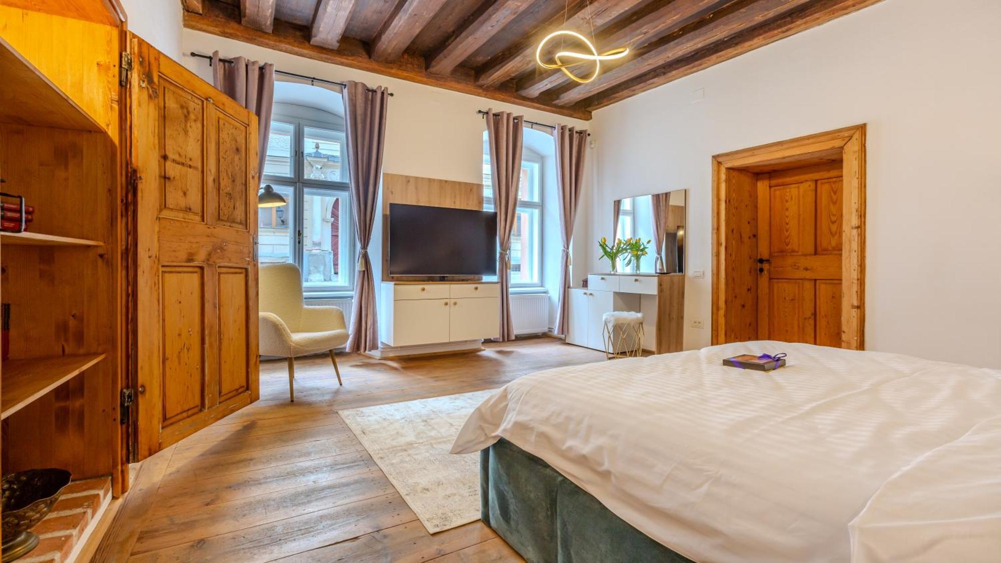 Ch6 By Rentable Apartment Brasov Bagian luar foto