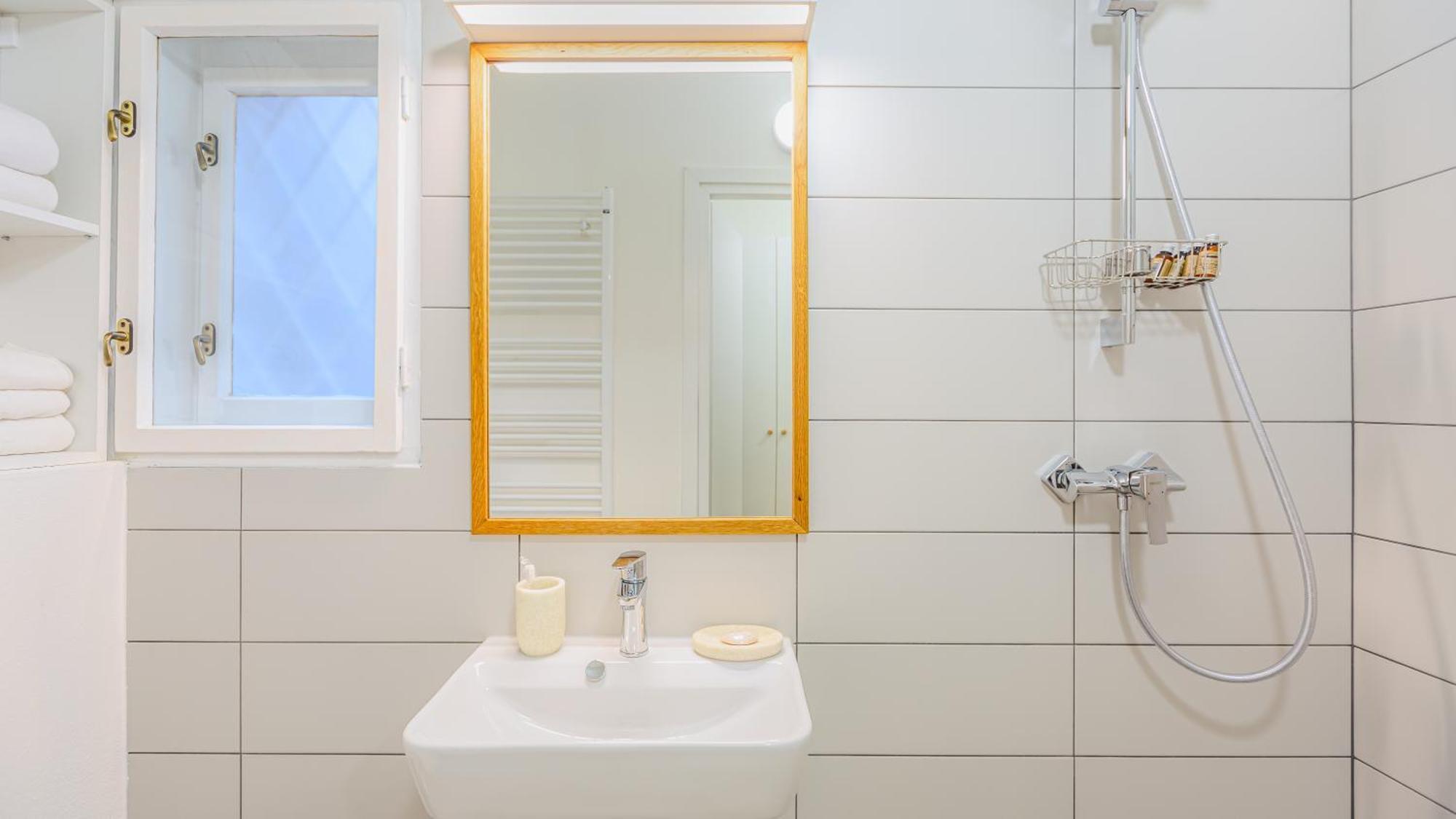 Ch6 By Rentable Apartment Brasov Bagian luar foto